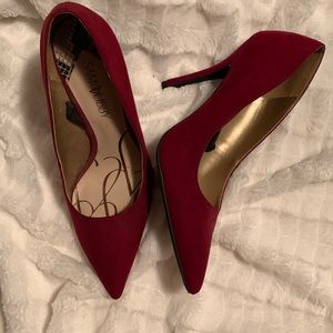 Velvet Red Woman’s Heels
